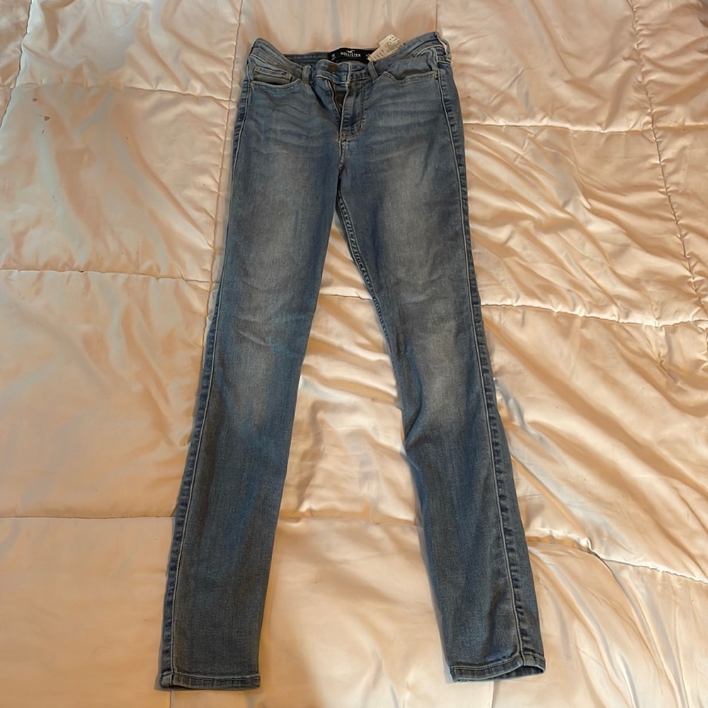 Hollister High Rise Skinny Jeans